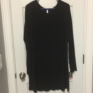NWT Black Ribbed tunic